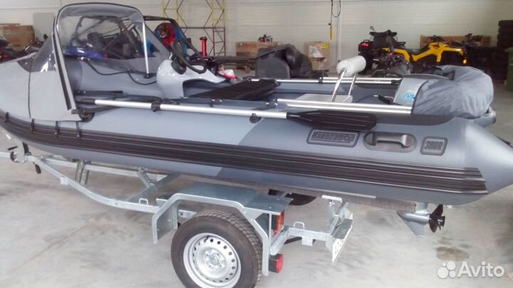 Лодка риб Навигатор 380R, прицеп. мотор Mikatsu 20