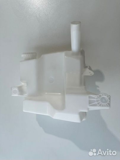 Бачок омывателя Форд Фокус 3