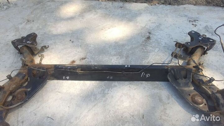 Балка задняя Renault Megan 3 Renault Fluence