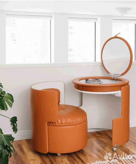 Столик для грима и косметики и др