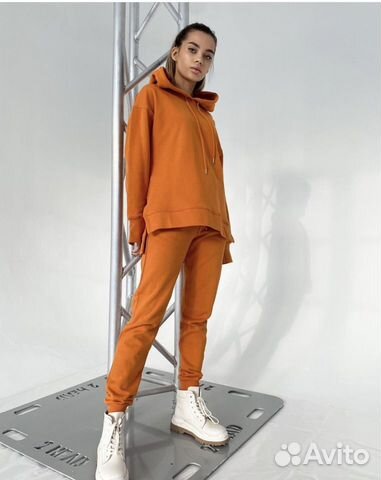 Спортивный костюм