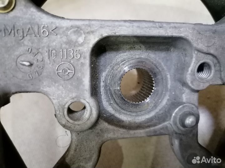 Рулевое колесо без подушки Мitsubishi Cаrisma (dа)