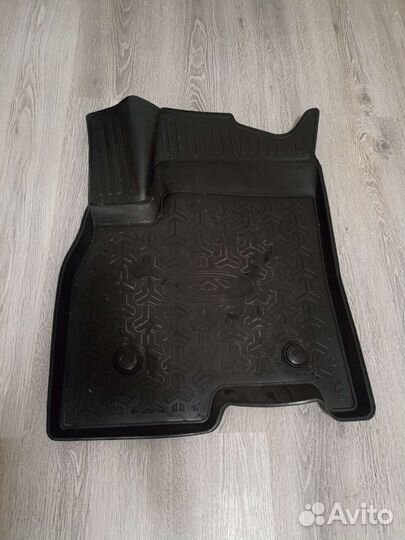 Автомобильные коврики резиновые Chery