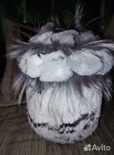 Шапка зимняя меховая женская