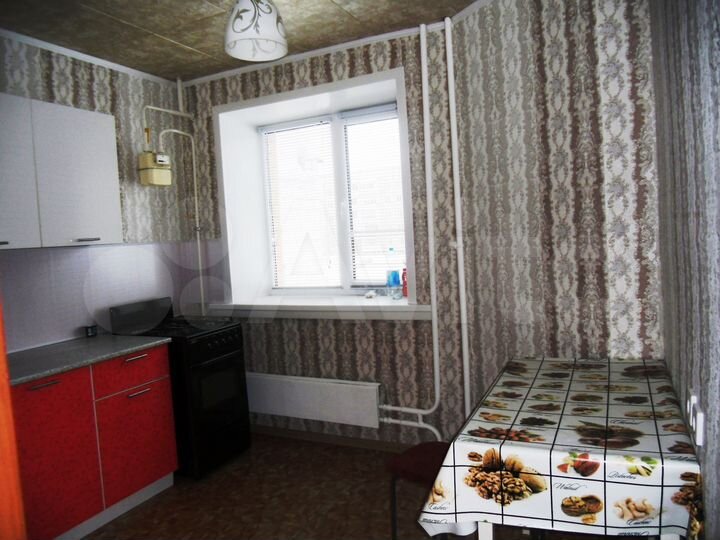 1-к. квартира, 32 м², 1/10 эт.