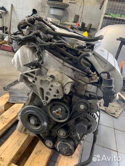 Двигатель Volkswagen VR6-3.2 AXZ