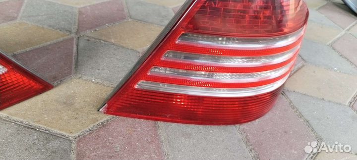 Задний фонарь mercedes w220 S-Class