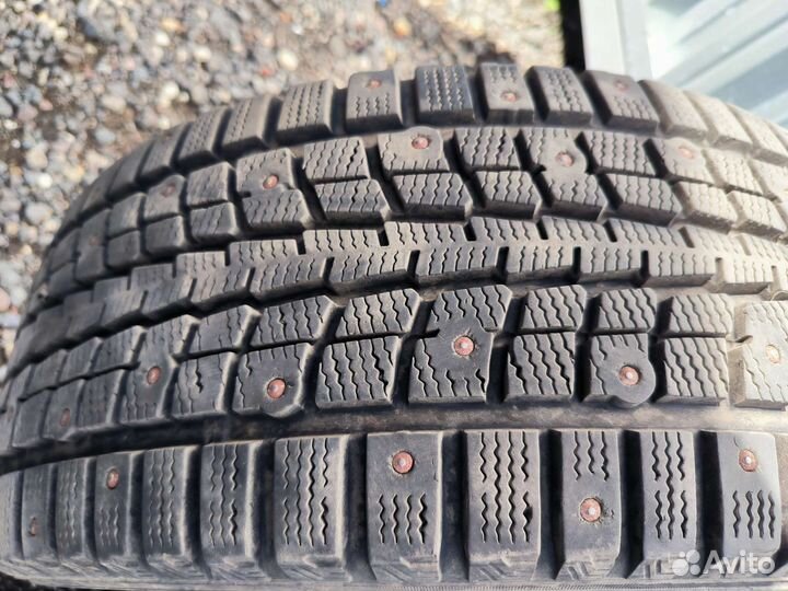 Dunlop SP Winter Ice 01 205/55 R16