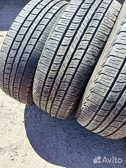 Kumho Road Venture 798 225/65 R17