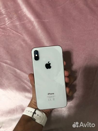 Телефон iPhone X