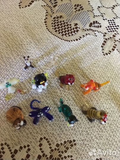Стеклянные фигурки котят и тигрят