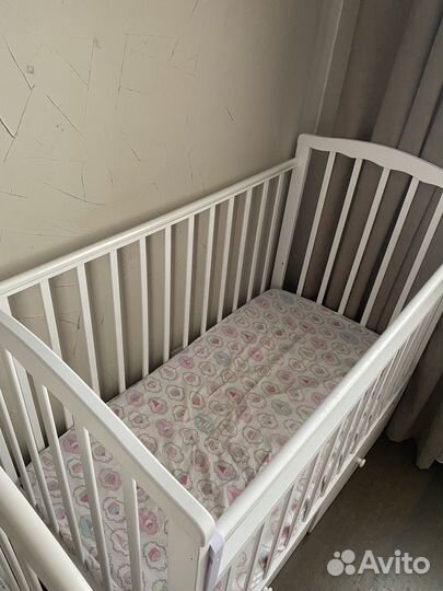 Детская кроватка