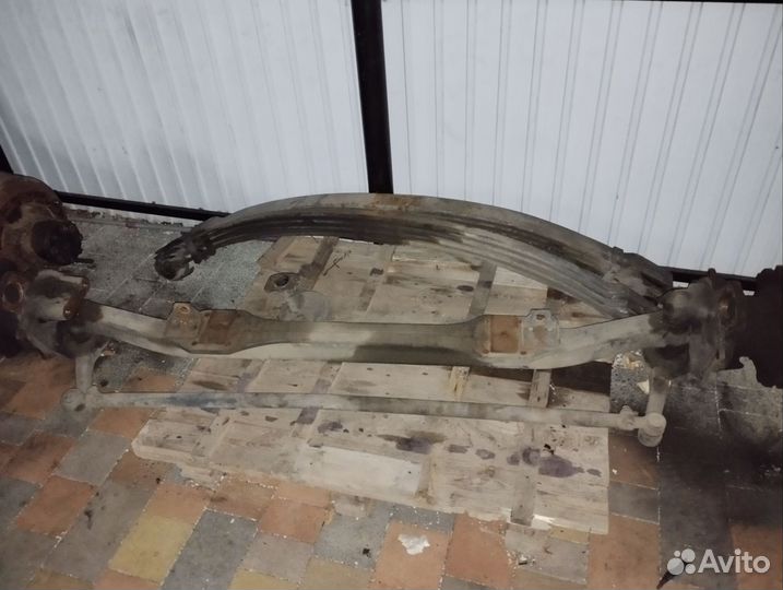 Передняя балка mercedes 1317