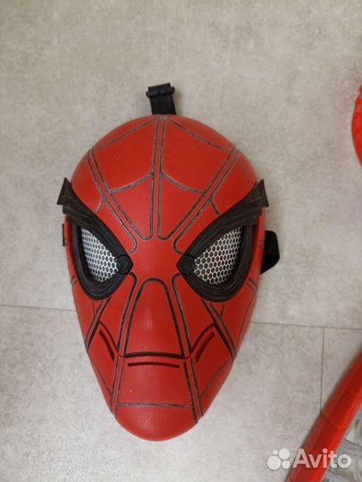 Паутинные крылья, маска Человек-паук Hasbro