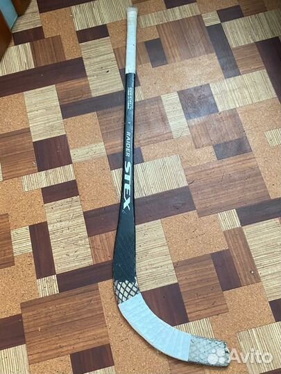 Клюшка хоккейная с мячем