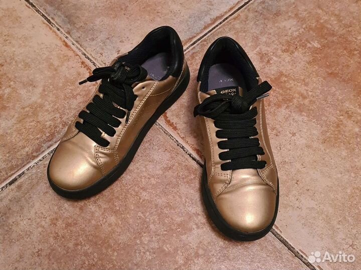 Кроссовки детские для девочек