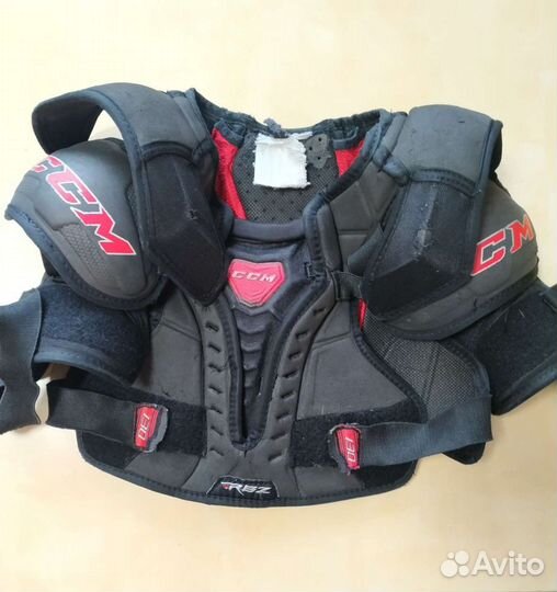 Нагрудник для хоккея, сушилка для экипировки