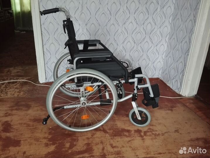 Коляска инвалидная