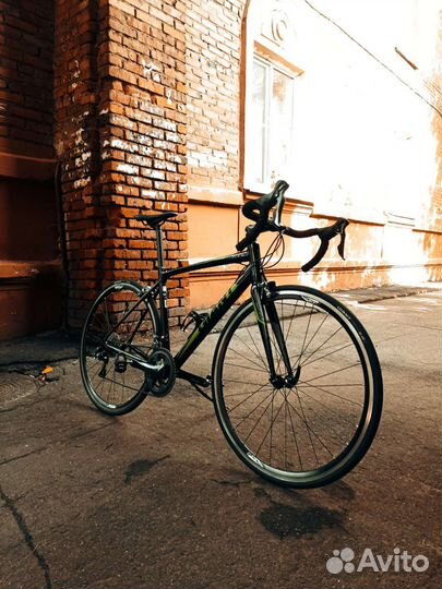 Шоссейный велосипед giant scr 2 M