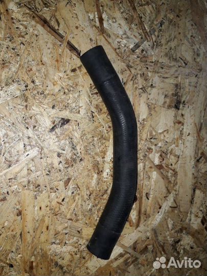 Патрубок системы охлаждения Volkswagen Crafter 2E