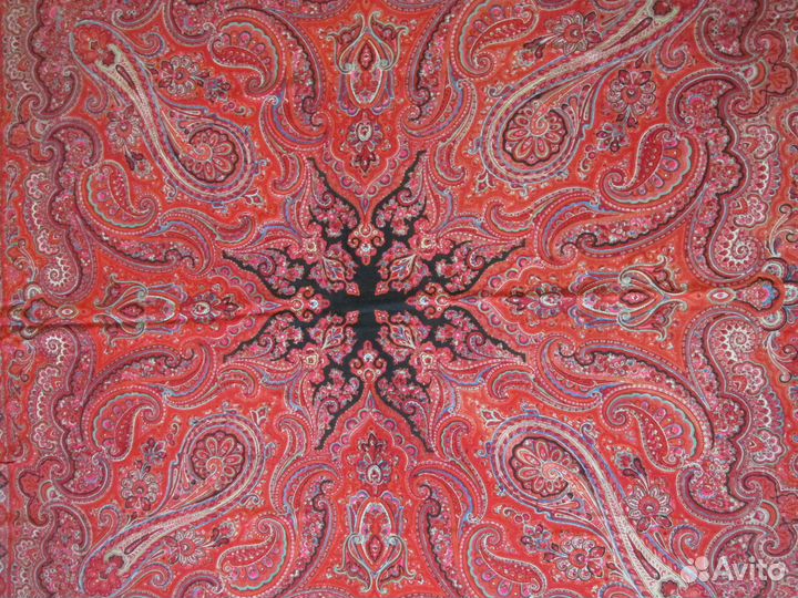 Шаль старинная. Клеймо