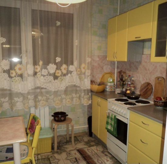 Комната 12 м² в 3-к., 2/12 эт.