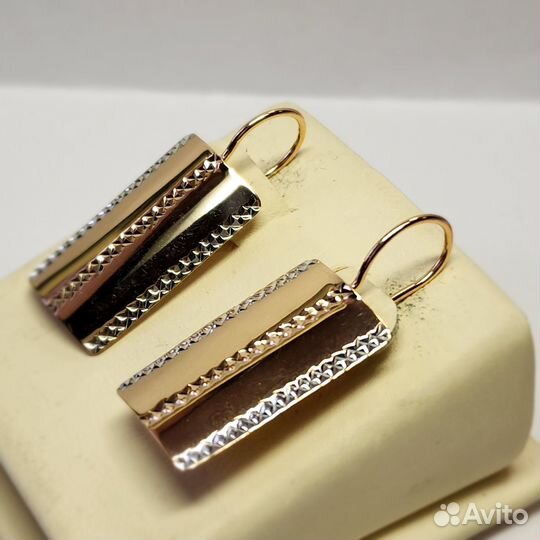 Золотые серьги 585 пробы бу 3,08