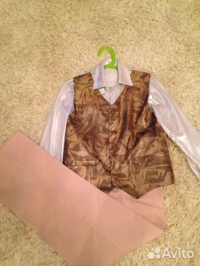 Концертный костюм