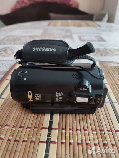 Видеокамера Samsung full HD модель HMX-H200BP/XER