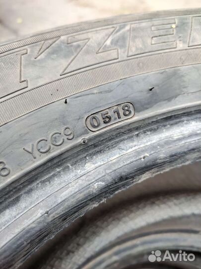 Kumho I'Zen KW31 215/60 R16