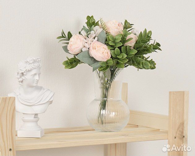 Искусственные пионы, пампасная трава, зелень