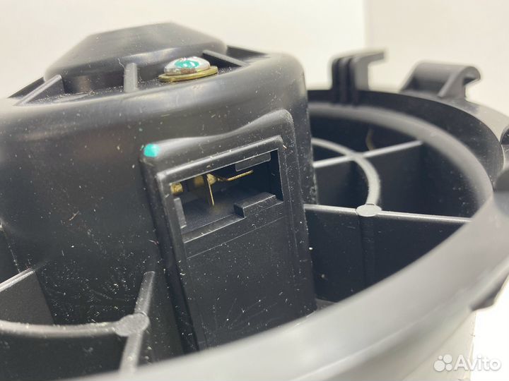 Моторчик отопителя Nissan Qashqai (J10) 2006-2014