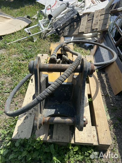 Гидромолот