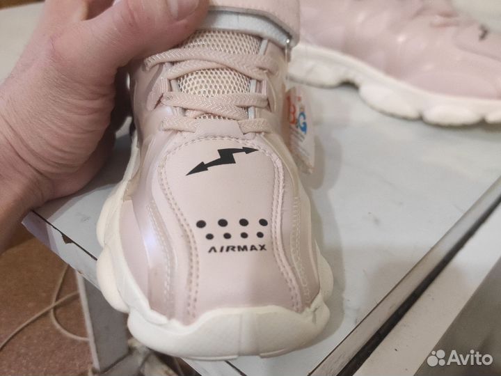 Кроссовки подростковые 37 размер