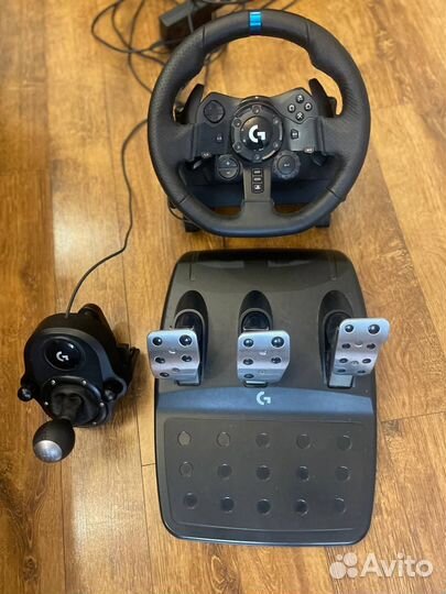 Игровой руль logitech G923 + driving force shifter