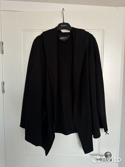 Bat Norton мантия