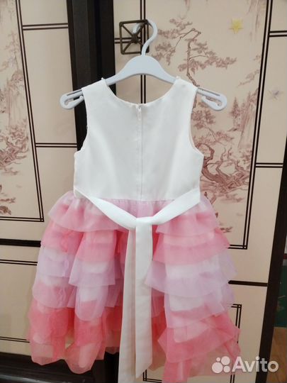Нарядное платье для девочки 110 116