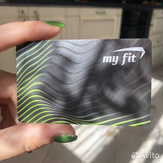 Абонемент в фитнес клуб