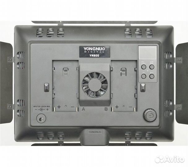 Светодиодный осветитель Yongnuo YN-900 L LED 5500K
