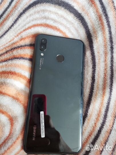 HUAWEI Nova 3, 4/128 ГБ