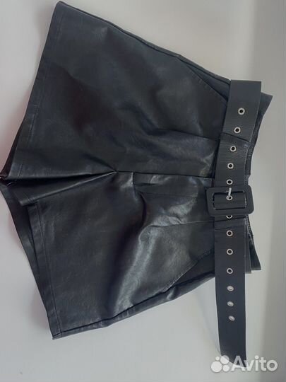 Шорты из экокожи женские