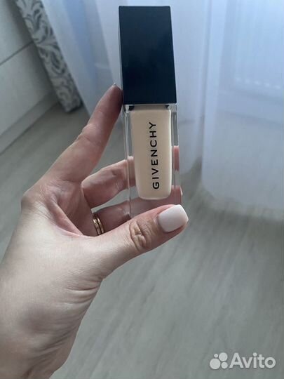 Тональный крем givenchy prisme libre