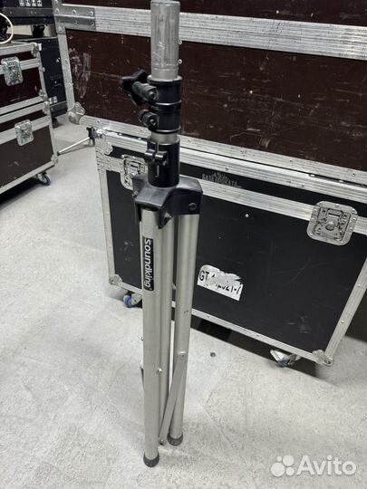 Стойки для акустических систем