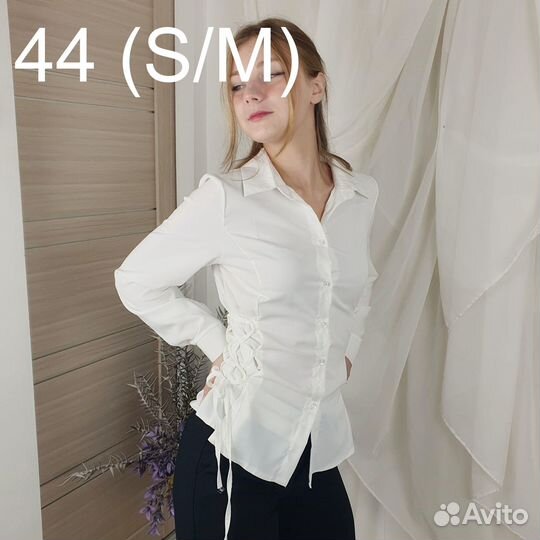 Блузка со шнуровкой Suluu