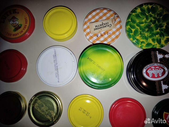 Крышки для банок винтовые разных размеров