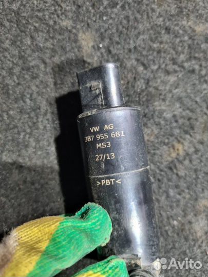 Насос омывателя фар Volkswagen Tiguan