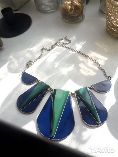 Шейное украшение эмаль+пластик