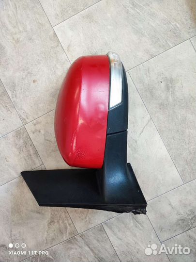 Боковое зеркало на Ford focus 3