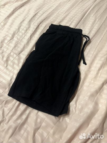 Шорты черные