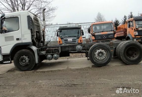 Pазбираем грузовик Volvo FM 2005-2008